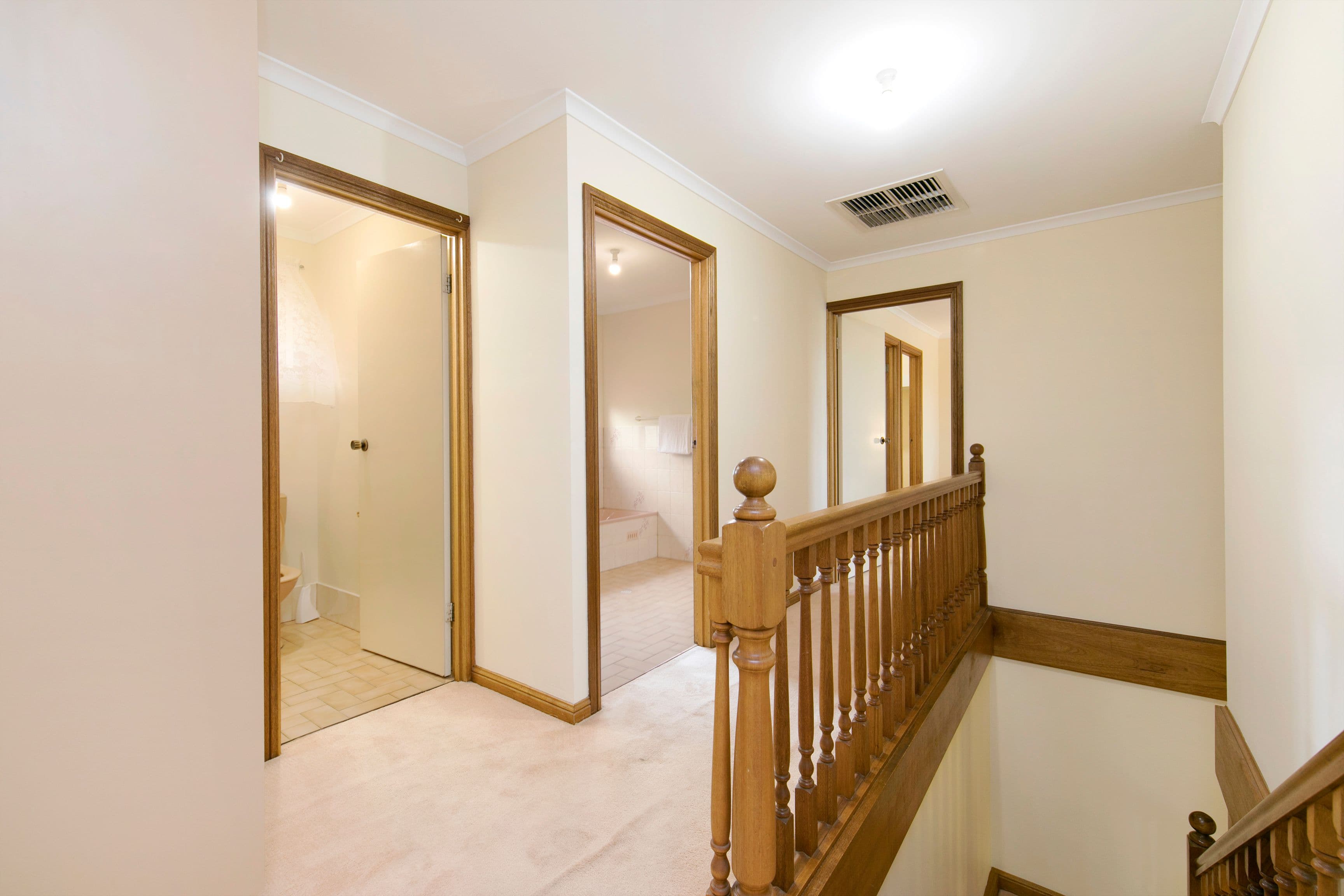8 Neuville Court, Wynn Vale SA 5127, Wynn Vale - Thumbnail 7