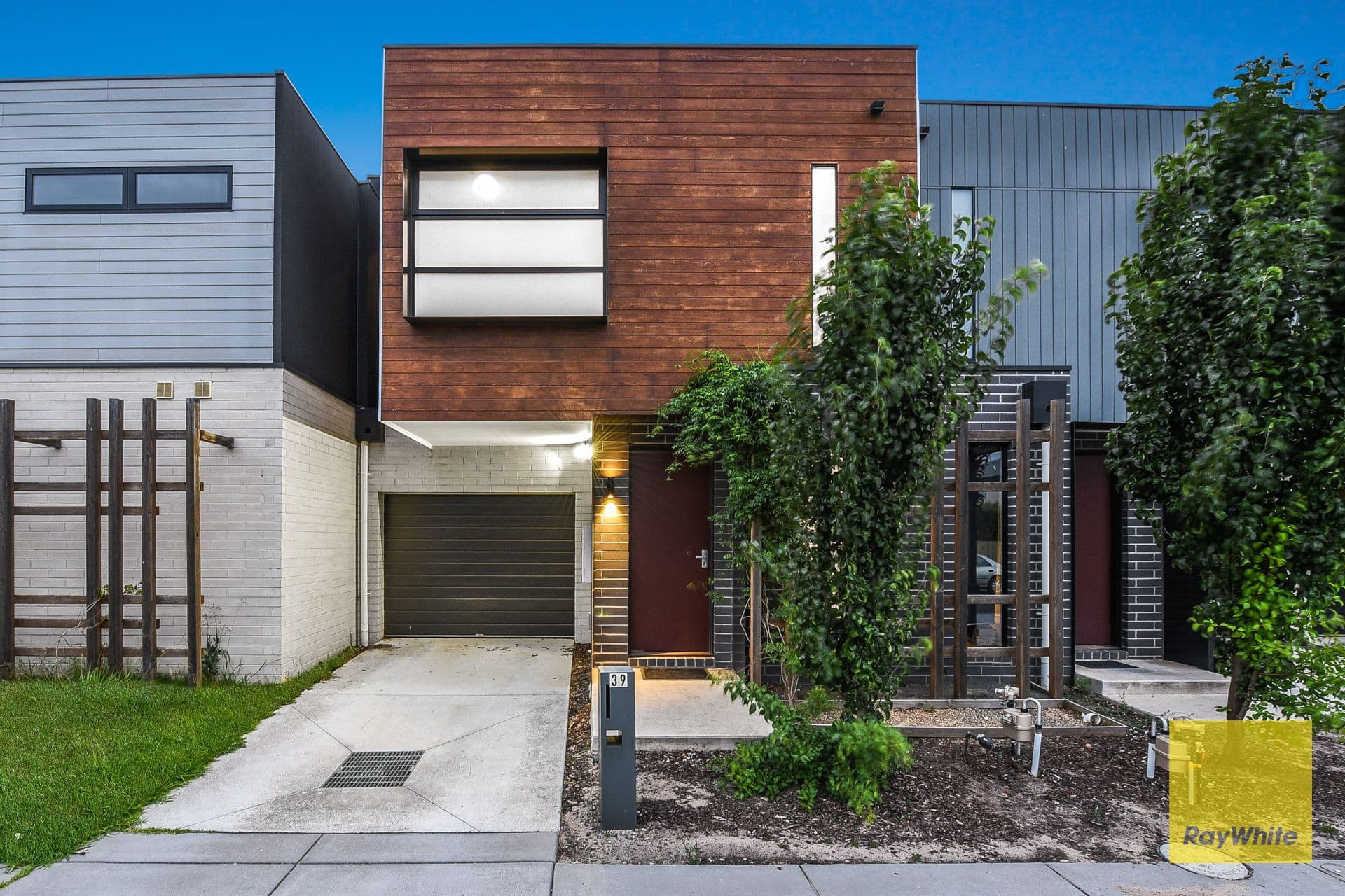 39 Burns Avenue, Clayton South VIC 3169, Clayton South - Image 1