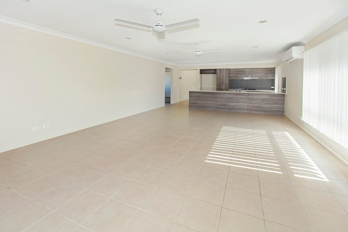 28 Greentrees Terrace, SPRINGFIELD LAKES QLD 4300, Springfield Lakes - Thumbnail 6