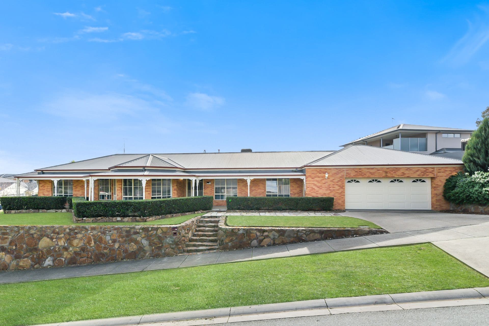 16 Sheldon Drive, Berwick VIC 3806, Berwick - Image 1