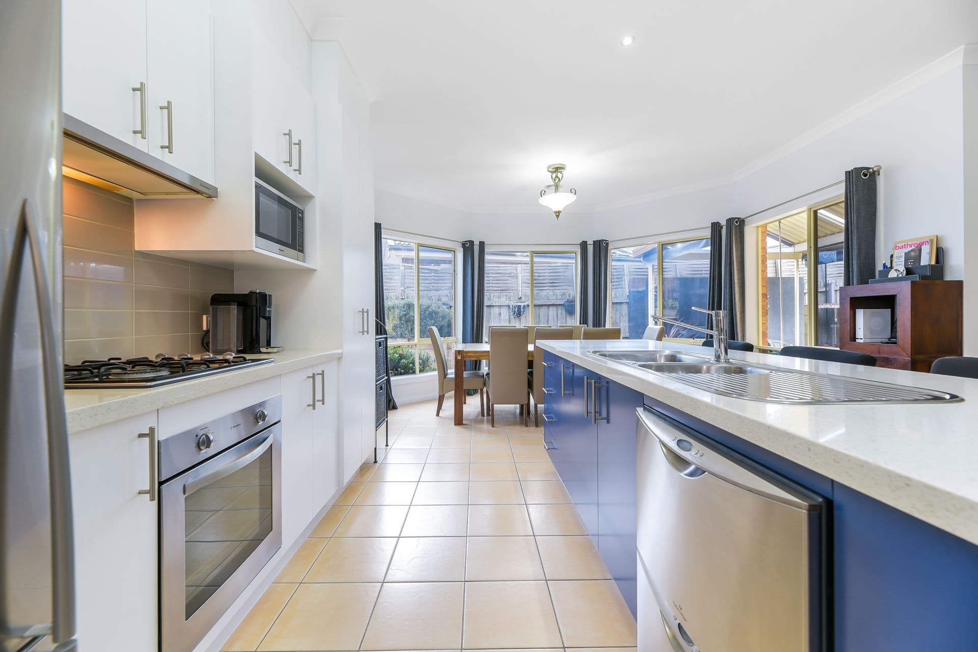 16 Sheldon Drive, Berwick VIC 3806, Berwick - Thumbnail 6