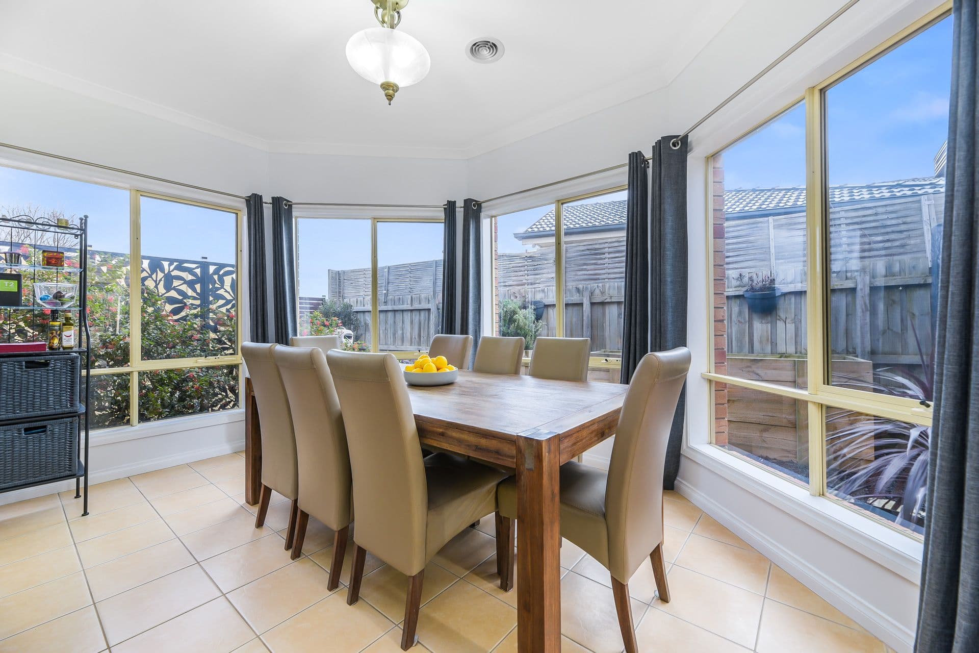 16 Sheldon Drive, Berwick VIC 3806, Berwick - Thumbnail 8
