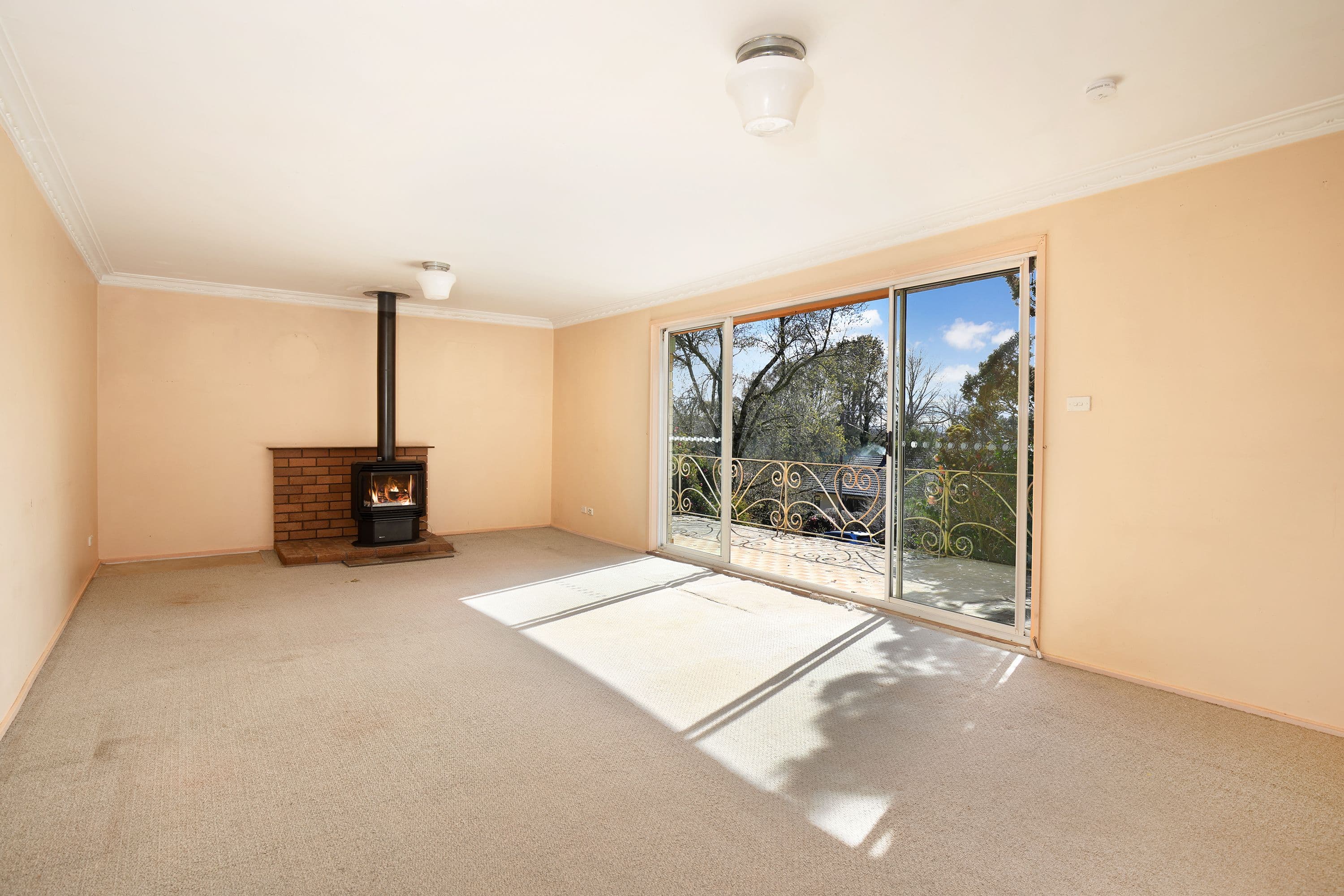 8-10 Neate Avenue, Blackheath NSW 2785, Blackheath - Thumbnail 2