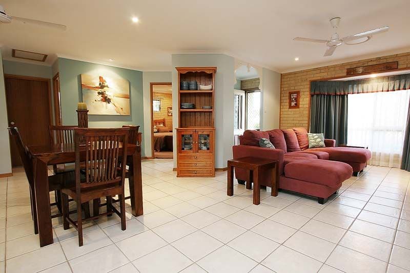 42 Amhurst Street, SLADE POINT QLD 4740, Slade Point - Thumbnail 4