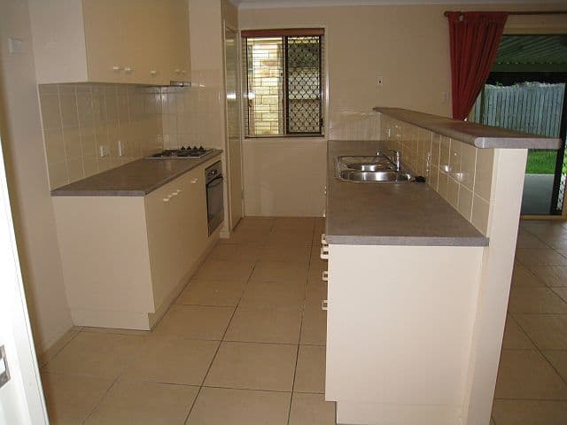 13 Dustwill Street, EIMEO QLD 4740, Eimeo - Thumbnail 4