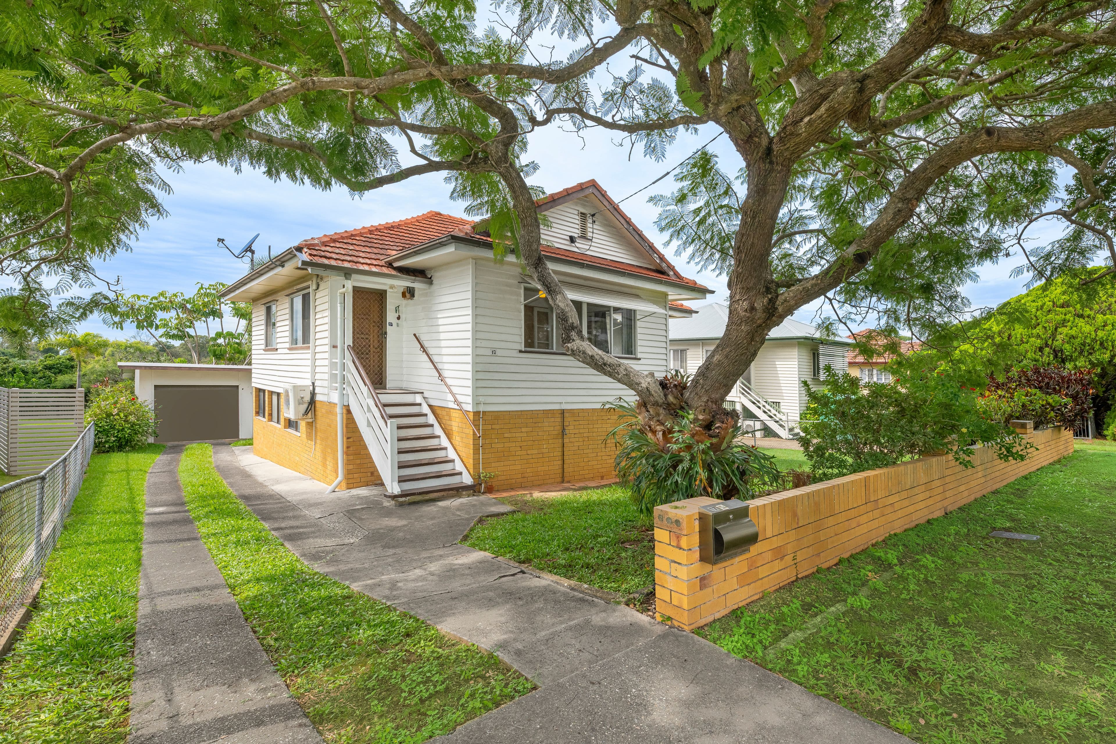 17 Maple Street, Wavell Heights QLD 4012, Wavell Heights - Thumbnail 2