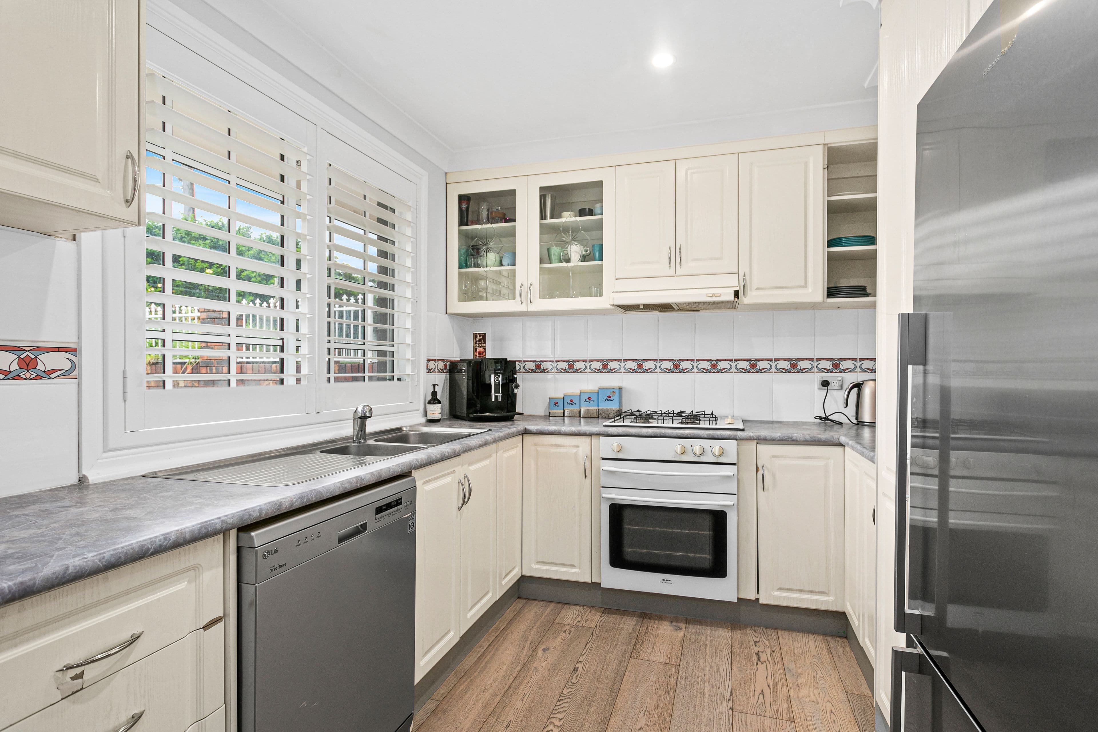 23 Gray Avenue, Mount Warrigal NSW 2528, Mount Warrigal - Thumbnail 3
