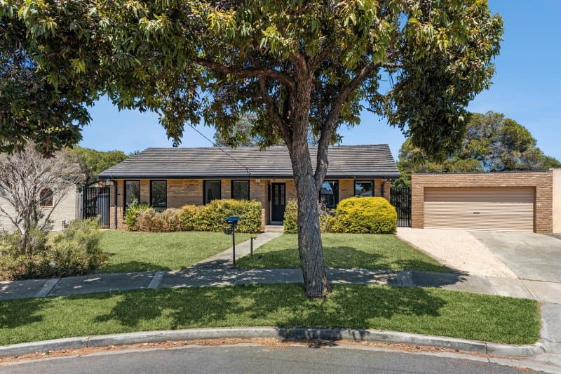 5 Eaglefarm Court, Keilor Park - Image 1