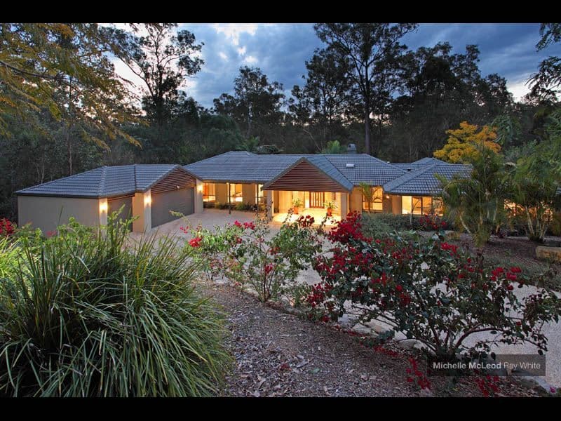 190 Tinarra Crescent, KENMORE HILLS QLD 4069, Kenmore Hills - Thumbnail 4