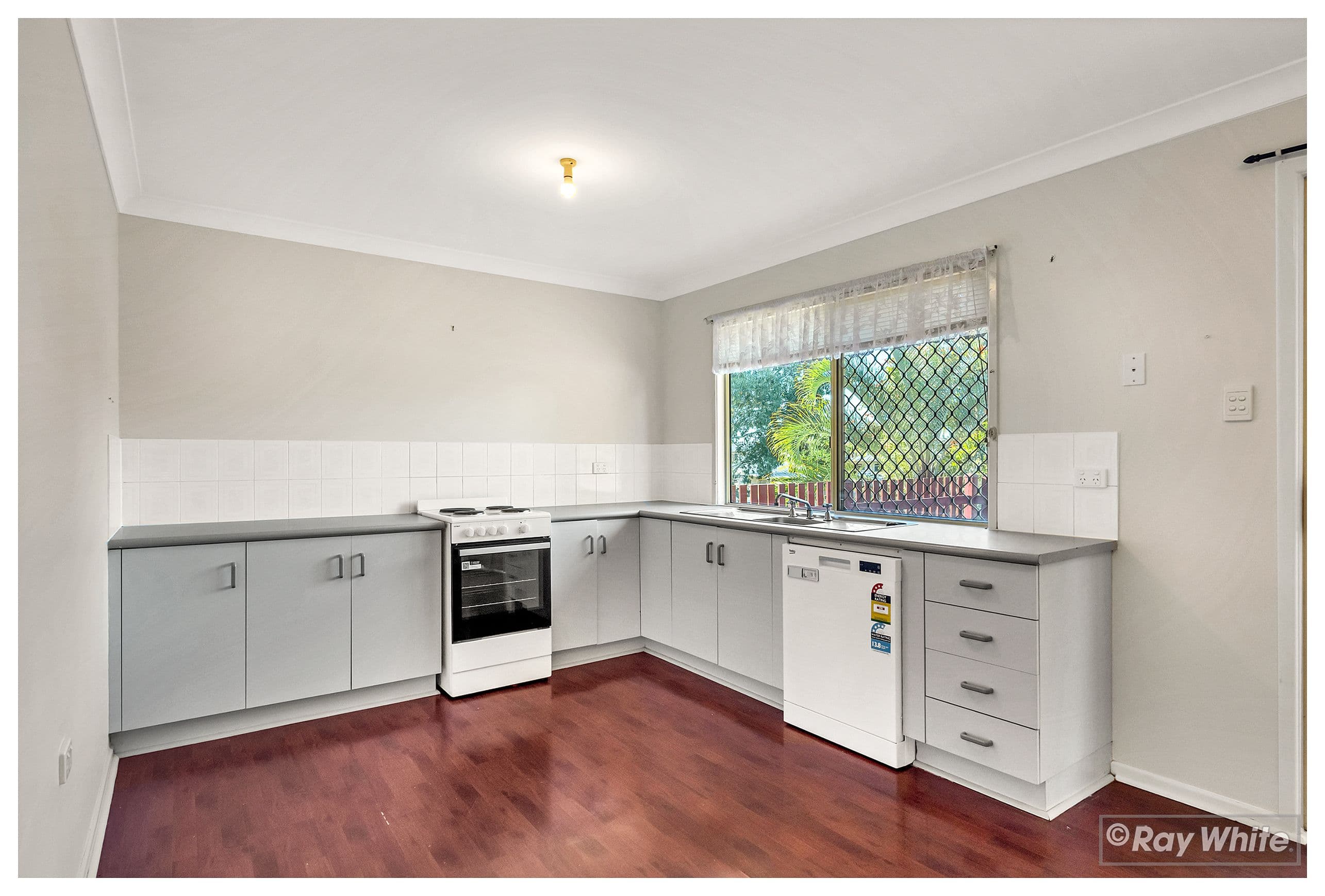 52 Fisher Street, Gracemere QLD 4702, Gracemere - Thumbnail 3