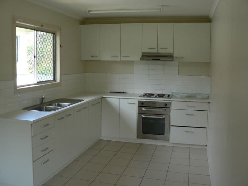 12 Robinson Street, BRASSALL QLD 4305, Brassall - Thumbnail 2