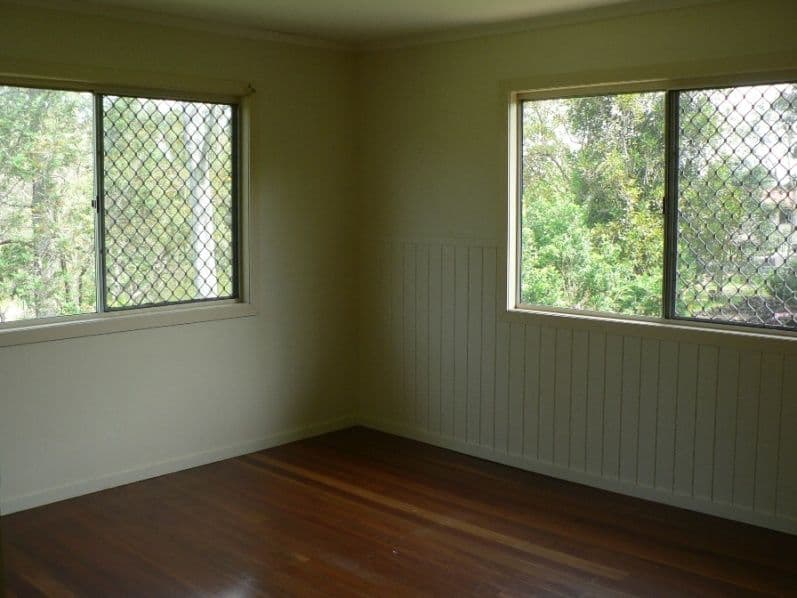 12 Robinson Street, BRASSALL QLD 4305, Brassall - Thumbnail 3