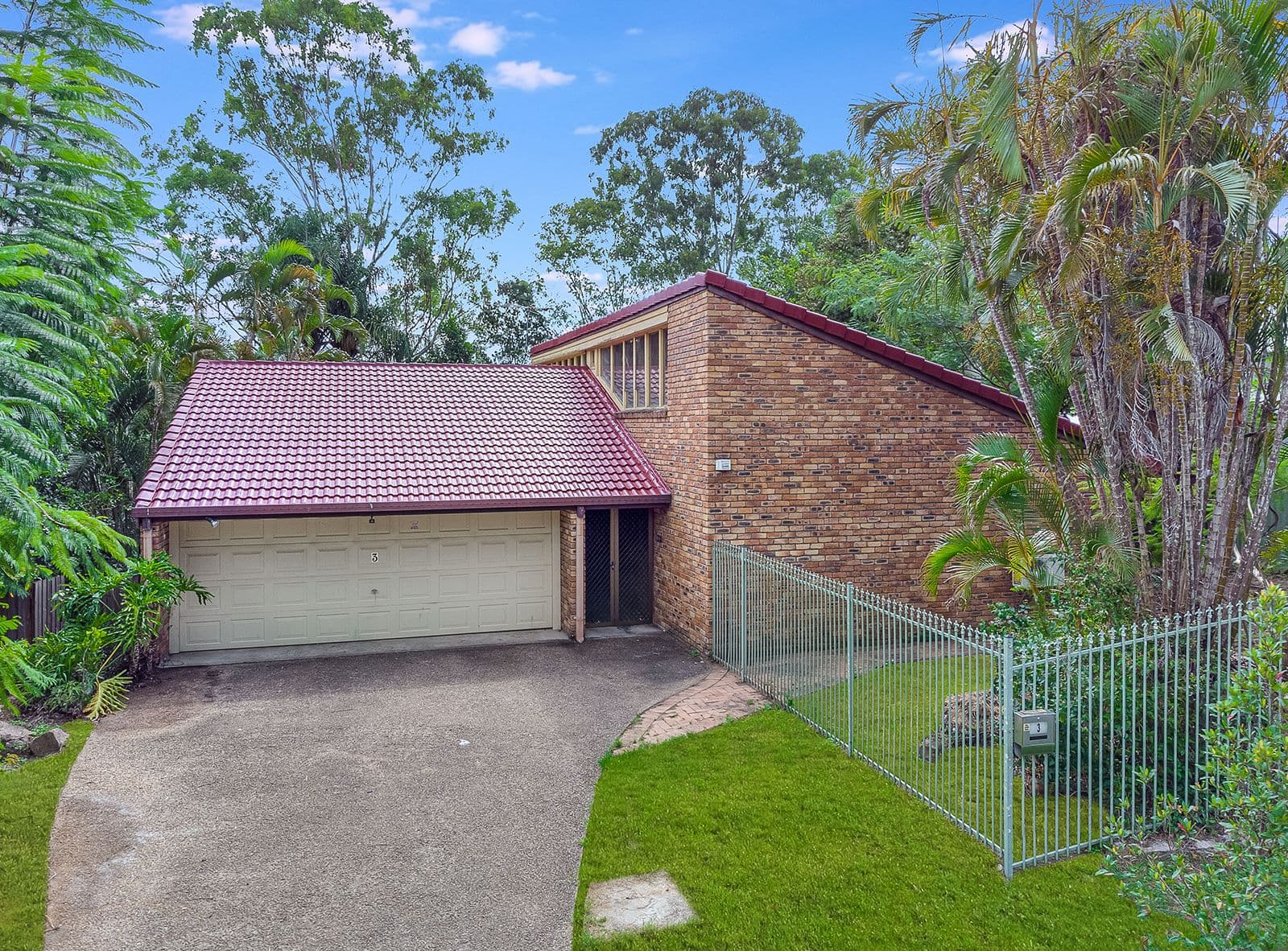 3 Broadmoor Street, Kenmore Hills QLD 4069, Kenmore Hills - Image 1
