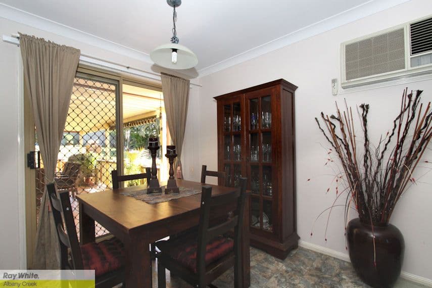 28 Queen Elizabeth Drive, EATONS HILL QLD 4037, Eatons Hill - Thumbnail 4