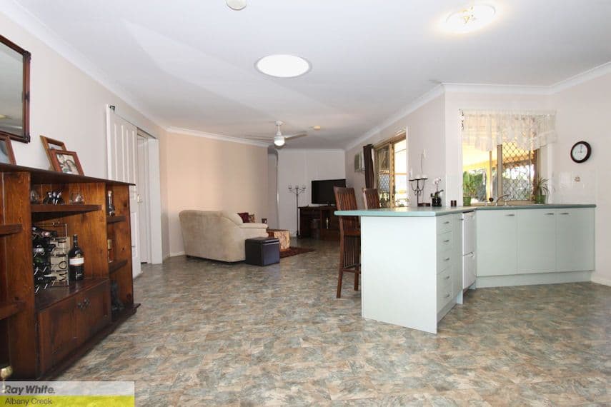 28 Queen Elizabeth Drive, EATONS HILL QLD 4037, Eatons Hill - Thumbnail 8