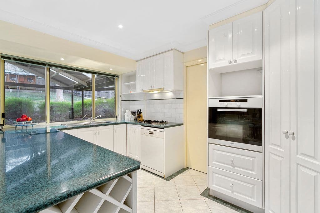 8 Blackfriars Lane, Chirnside Park VIC 3116, Chirnside Park - Thumbnail 4
