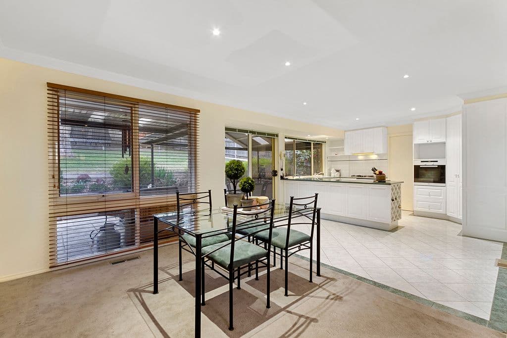 8 Blackfriars Lane, Chirnside Park VIC 3116, Chirnside Park - Thumbnail 5