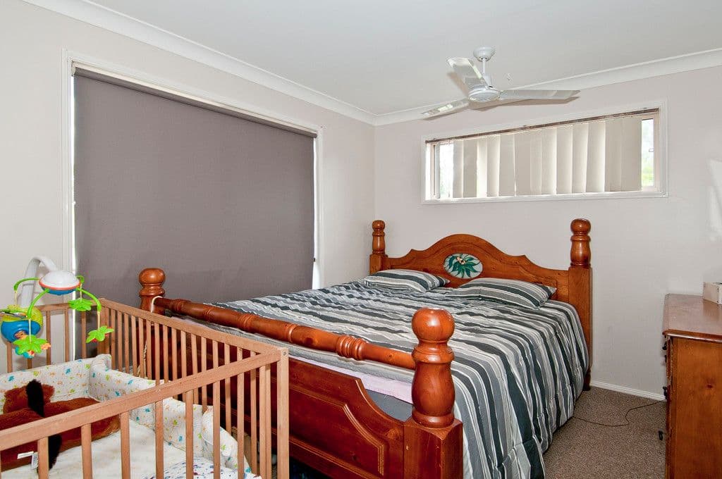 11 Lake Amaroo Court, LOGAN RESERVE QLD 4133, Logan Reserve - Thumbnail 5