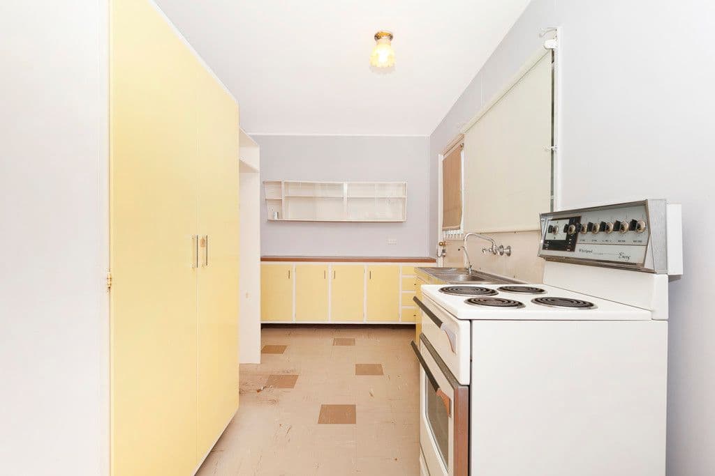 165 Graceville Avenue, Graceville QLD 4075, Graceville - Thumbnail 2