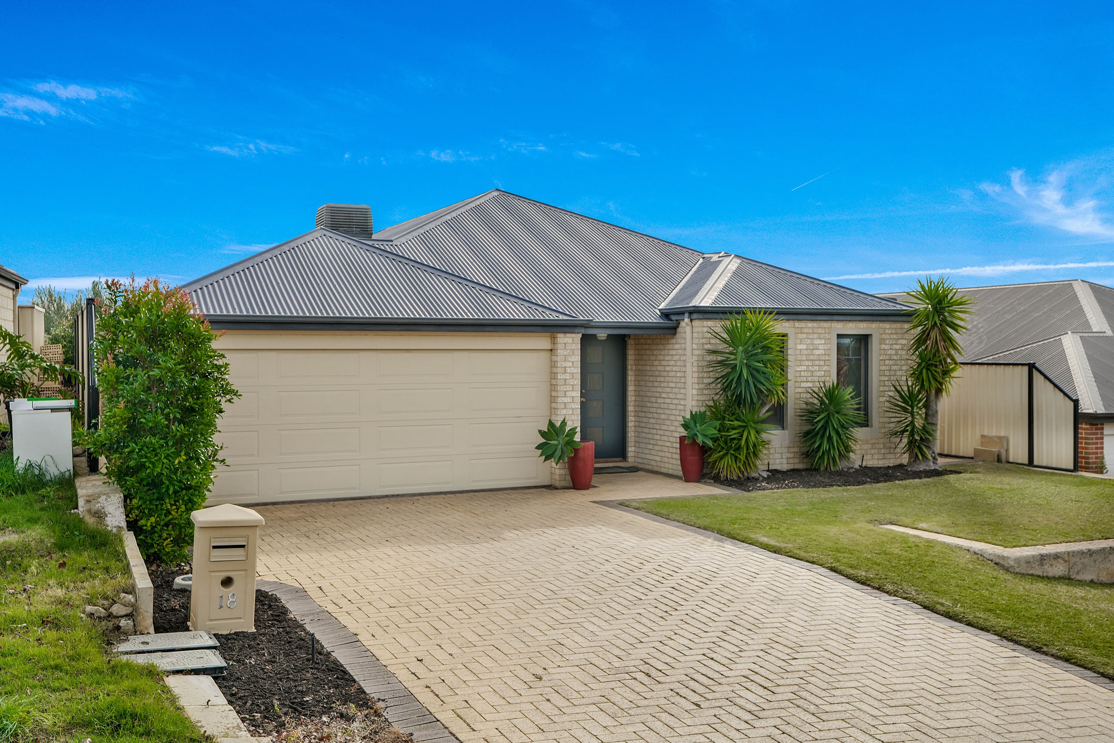 18 Boranup Avenue, Clarkson WA 6030, Clarkson - Thumbnail 2
