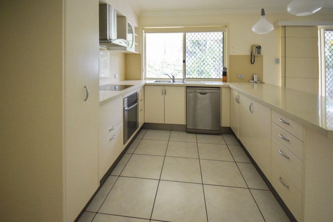 11 Deborah Place, Westlake QLD 4074, Westlake - Thumbnail 6