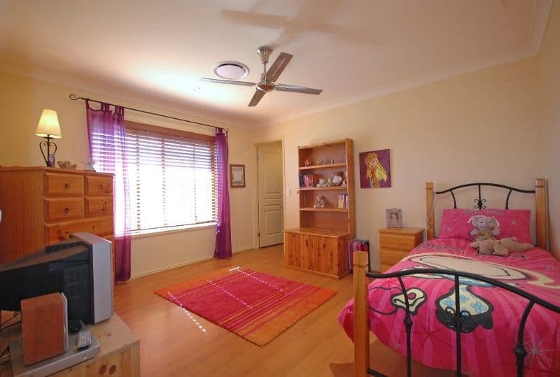 11 Sailaway Court, COOMERA QLD 4209, Coomera - Thumbnail 7