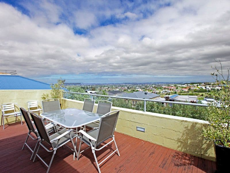 8 Shire Court, HIGHTON VIC 3216, Highton - Thumbnail 4