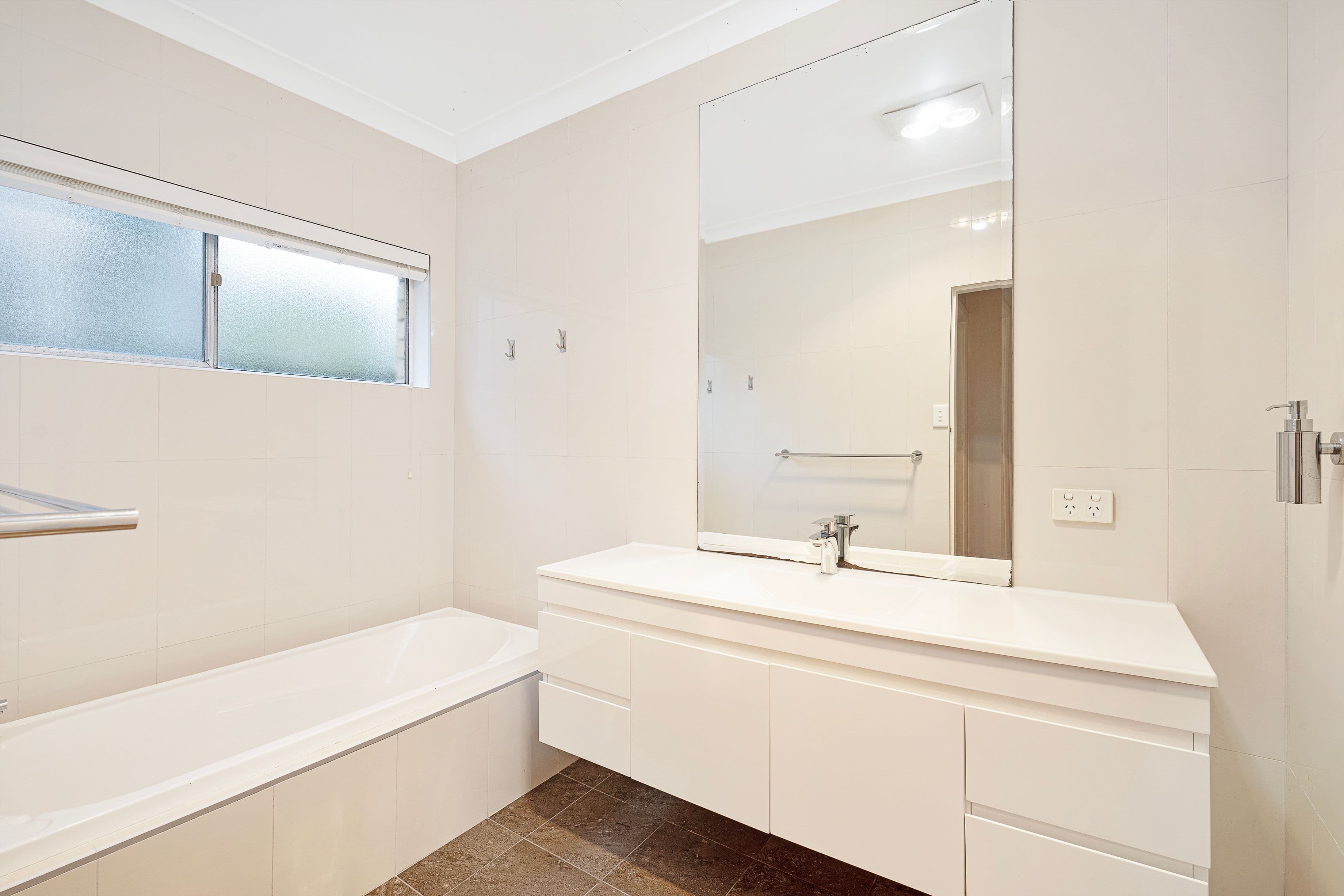 2 Jonathon Place, Frenchs Forest NSW 2086, Frenchs Forest - Thumbnail 6