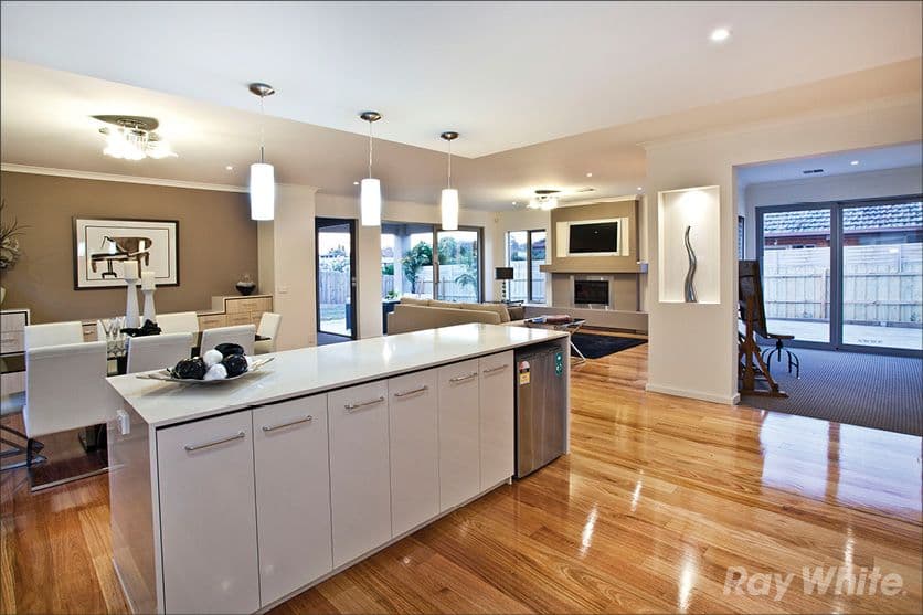 13 Ingleside Crescent, GLEN WAVERLEY VIC 3150, Glen Waverley - Thumbnail 3