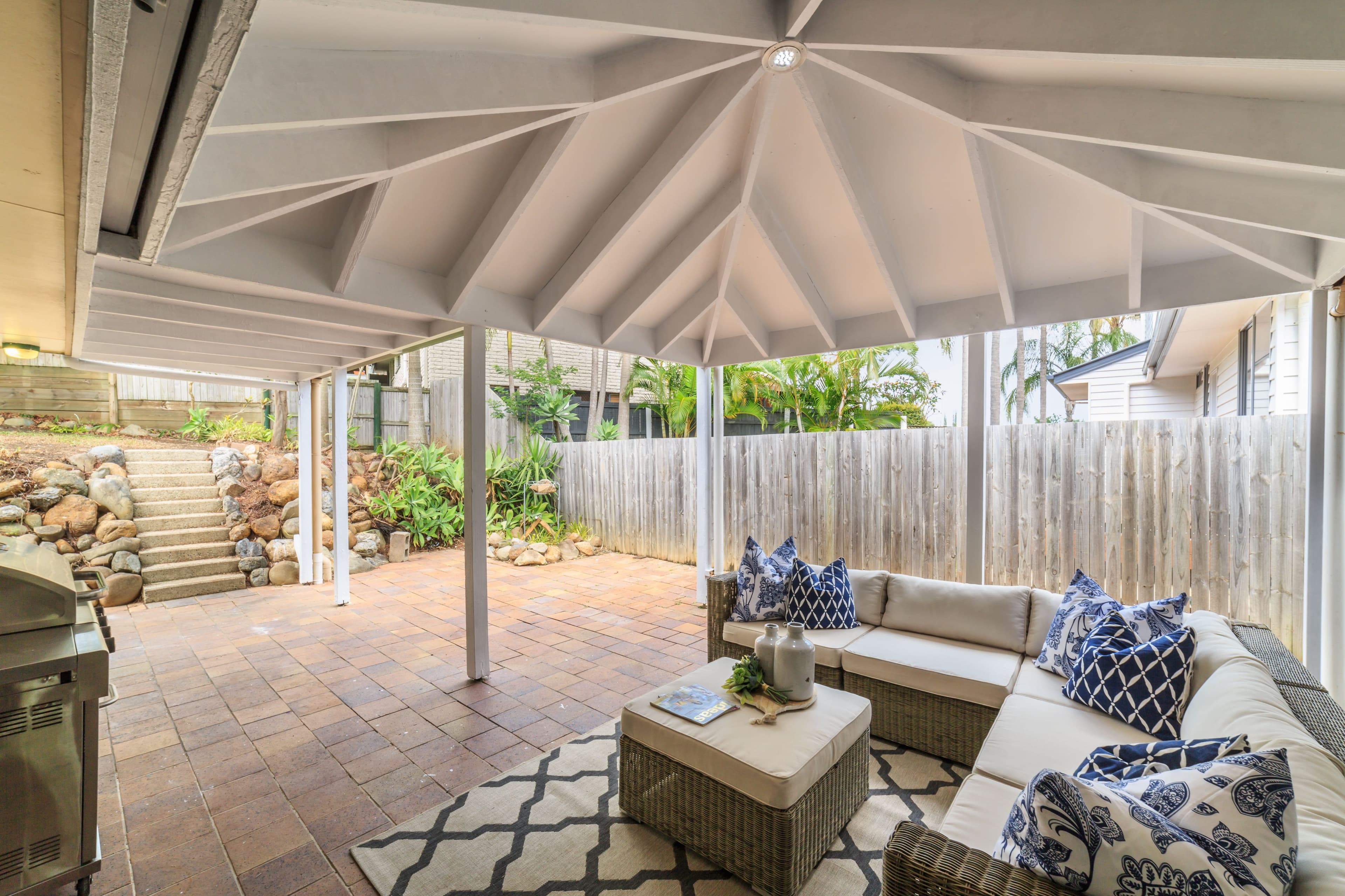 1 Bligh Court, Benowa QLD 4217, Benowa - Thumbnail 2