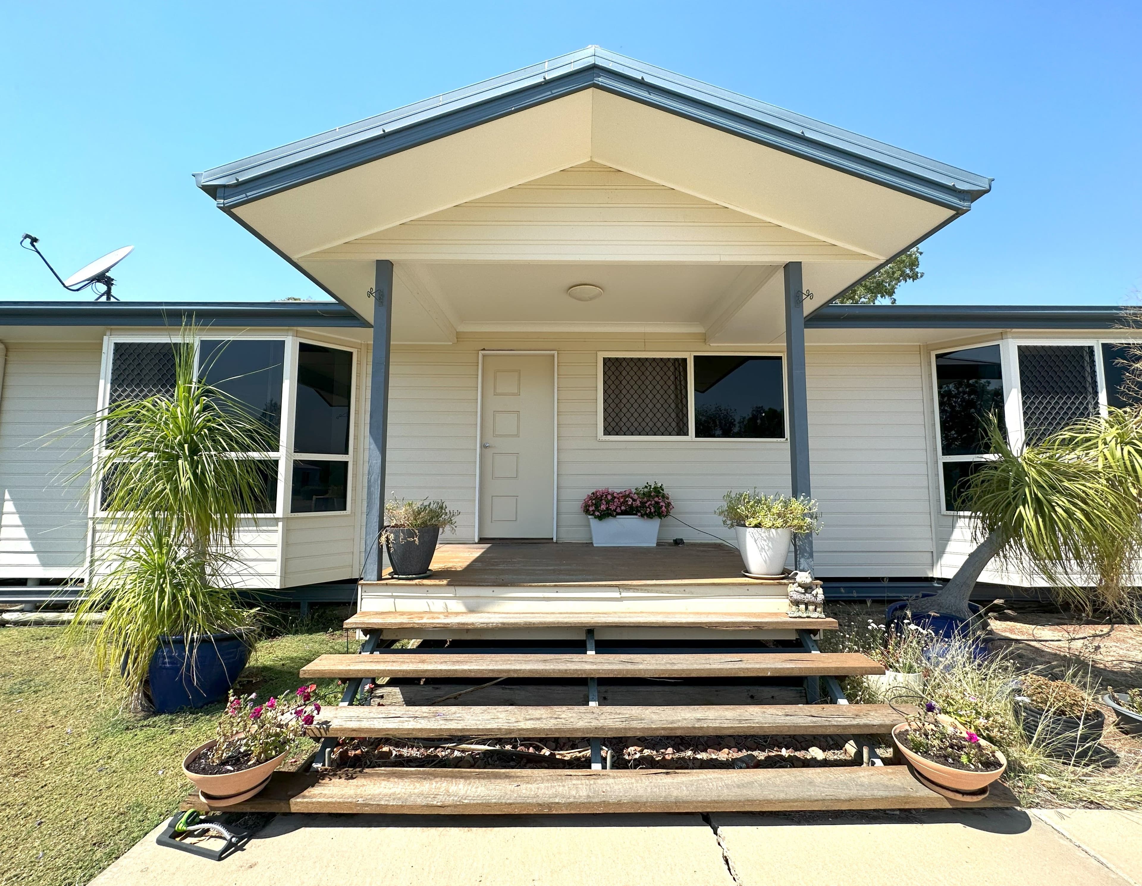 5 Honeyeater Court, Longreach QLD 4730, Longreach - Thumbnail 2