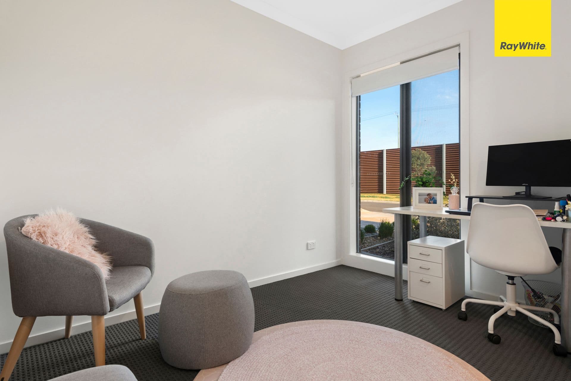 18 Fulham Crescent, THORNHILL PARK VIC 3335, Thornhill Park - Thumbnail 2