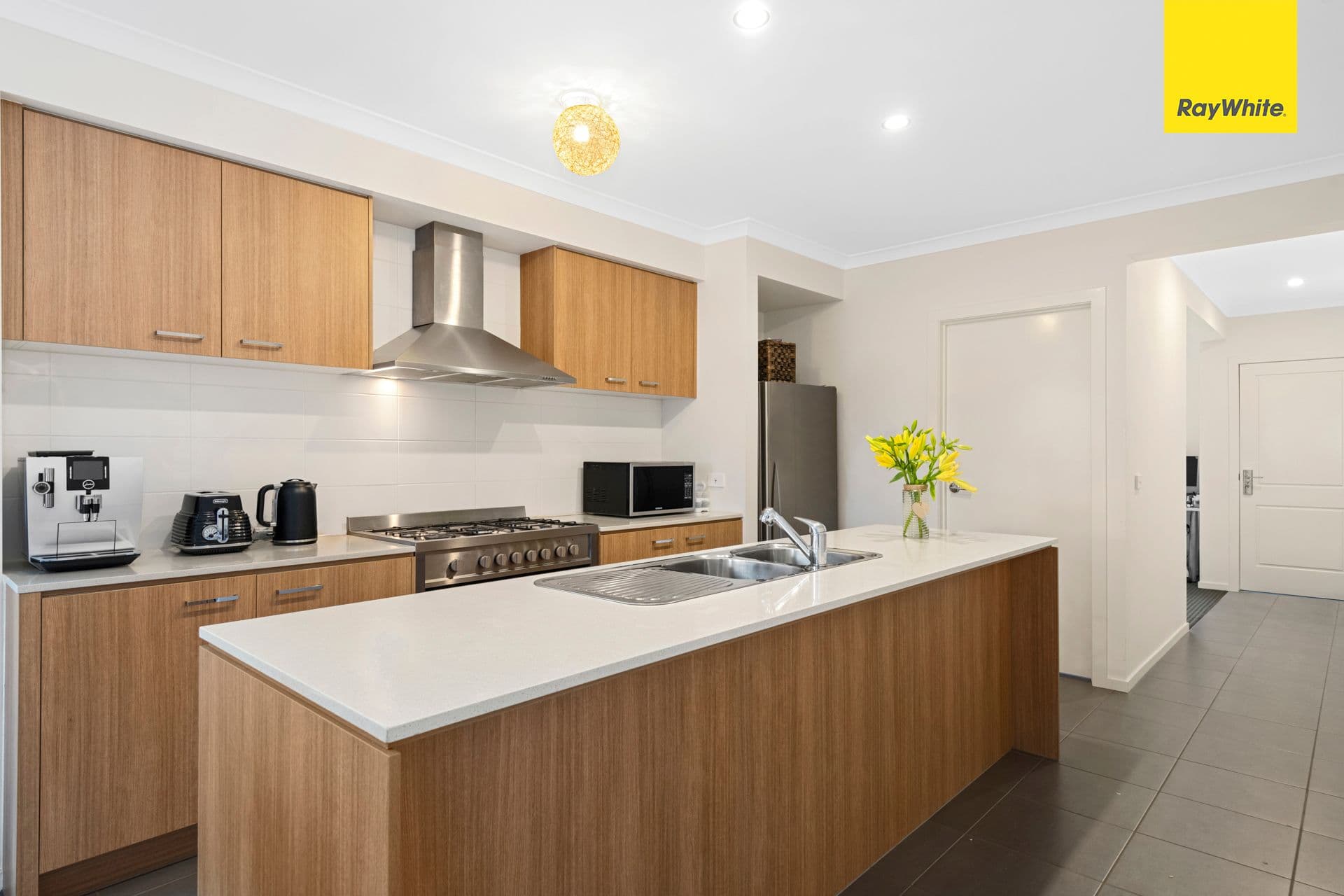 18 Fulham Crescent, THORNHILL PARK VIC 3335, Thornhill Park - Thumbnail 3
