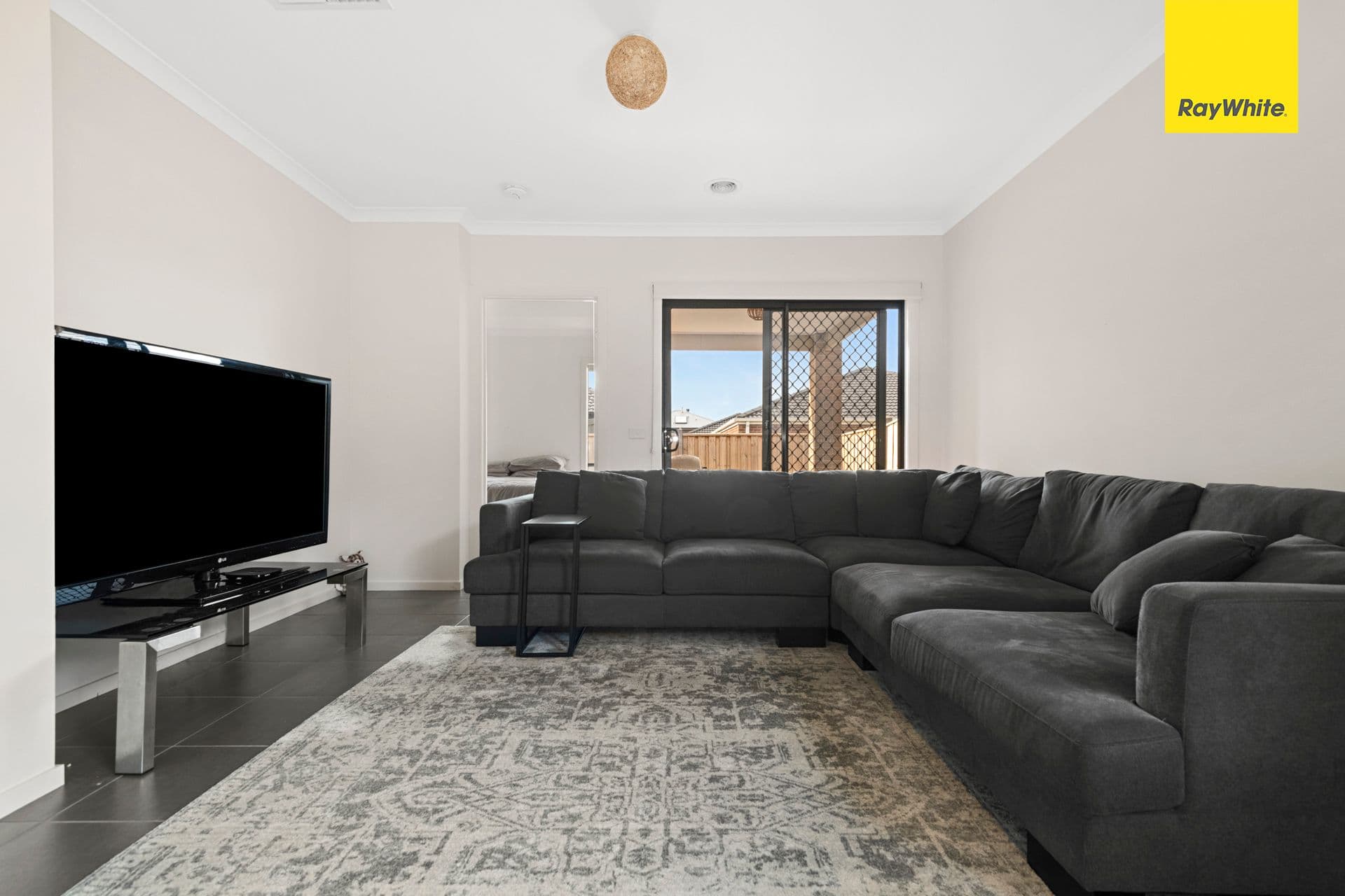18 Fulham Crescent, THORNHILL PARK VIC 3335, Thornhill Park - Thumbnail 6