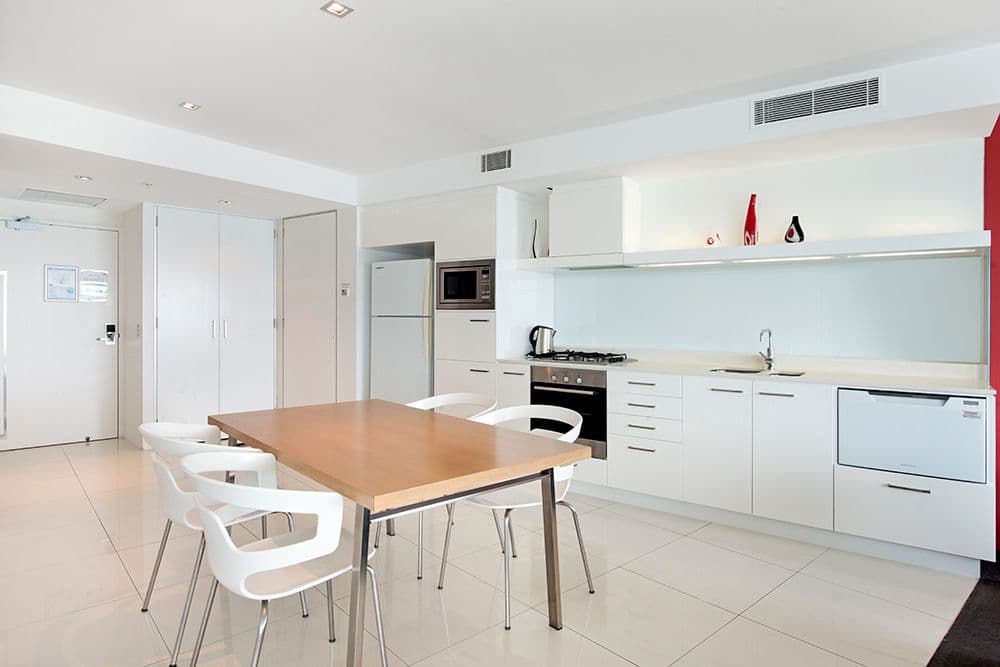 9 ' Q1 'Hamilton Avenue, Surfers Paradise QLD 4217, Surfers Paradise - Thumbnail 5