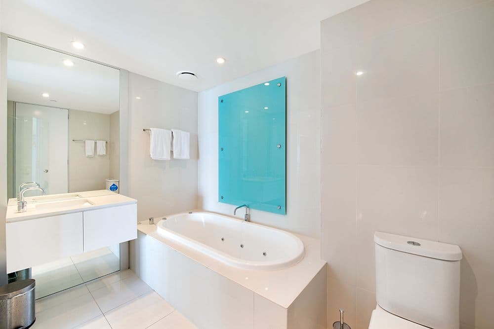 9 ' Q1 'Hamilton Avenue, Surfers Paradise QLD 4217, Surfers Paradise - Thumbnail 7