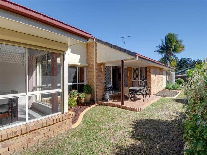 6 Bellevue Drive, LITTLE MOUNTAIN QLD 4551, Little Mountain - Thumbnail 2