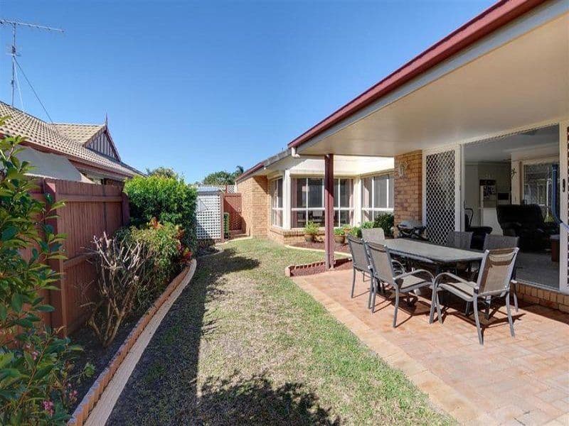 6 Bellevue Drive, LITTLE MOUNTAIN QLD 4551, Little Mountain - Thumbnail 6