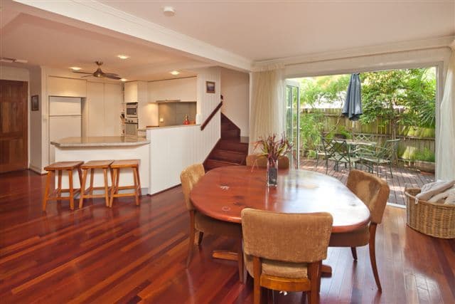 17 Wilton Terrace, YERONGA QLD 4104, Yeronga - Thumbnail 3