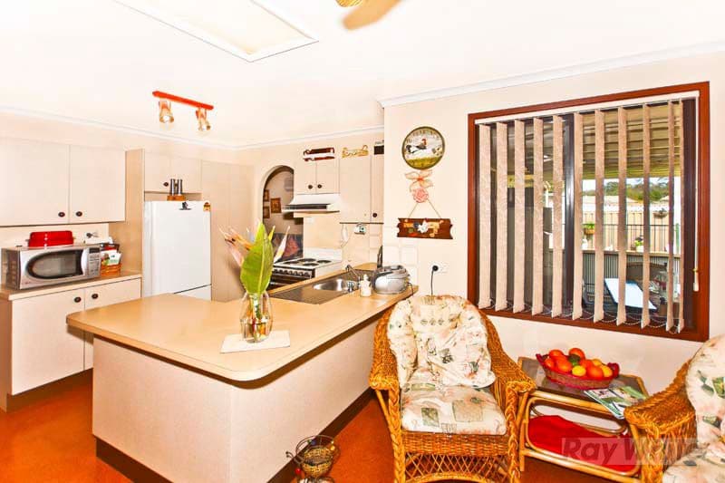 35  Gundagai Crescent, WAKELEY NSW 2176, Wakeley - Thumbnail 5