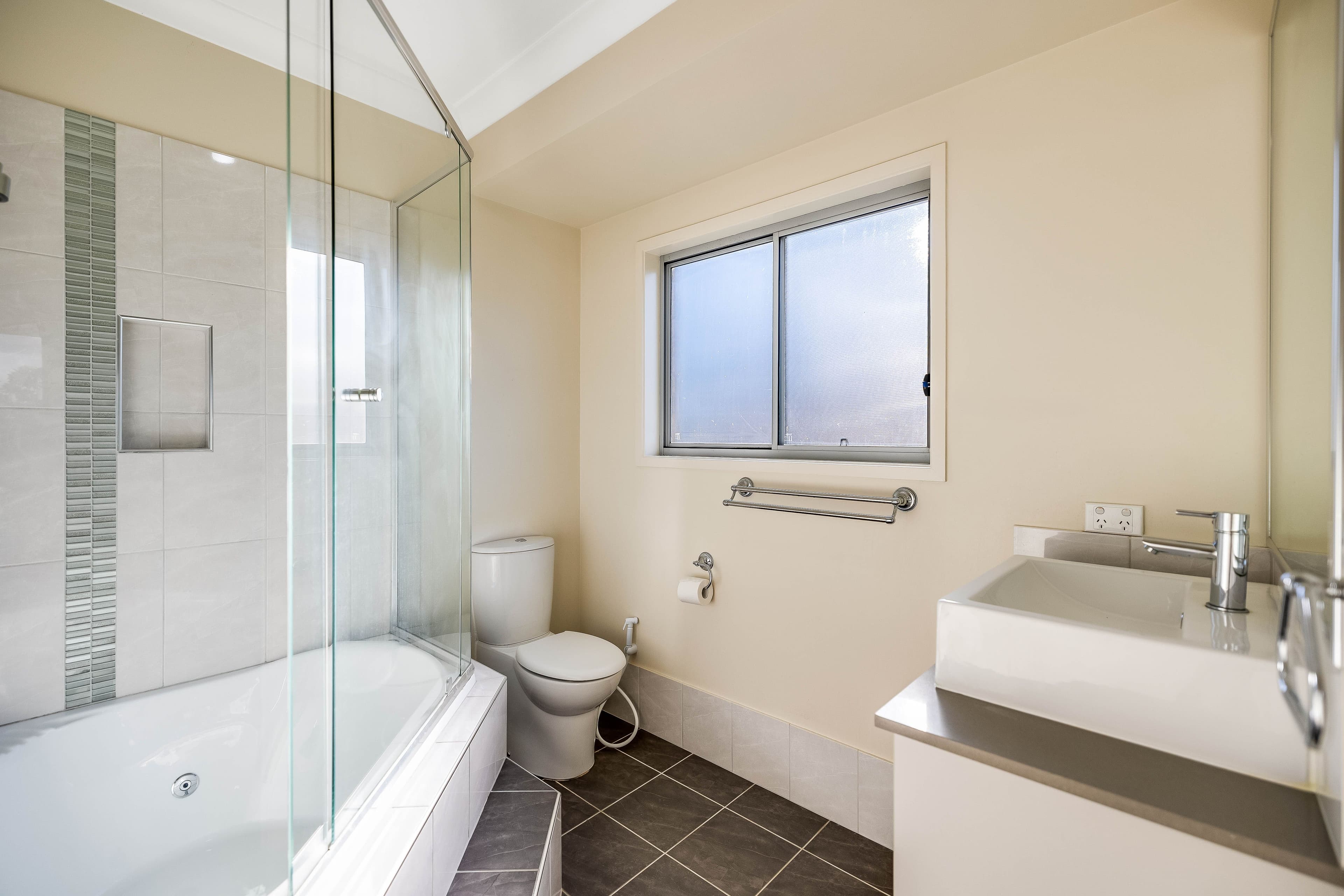 11 Wodalla Court, Hodgson Vale QLD 4352, Hodgson Vale - Thumbnail 7