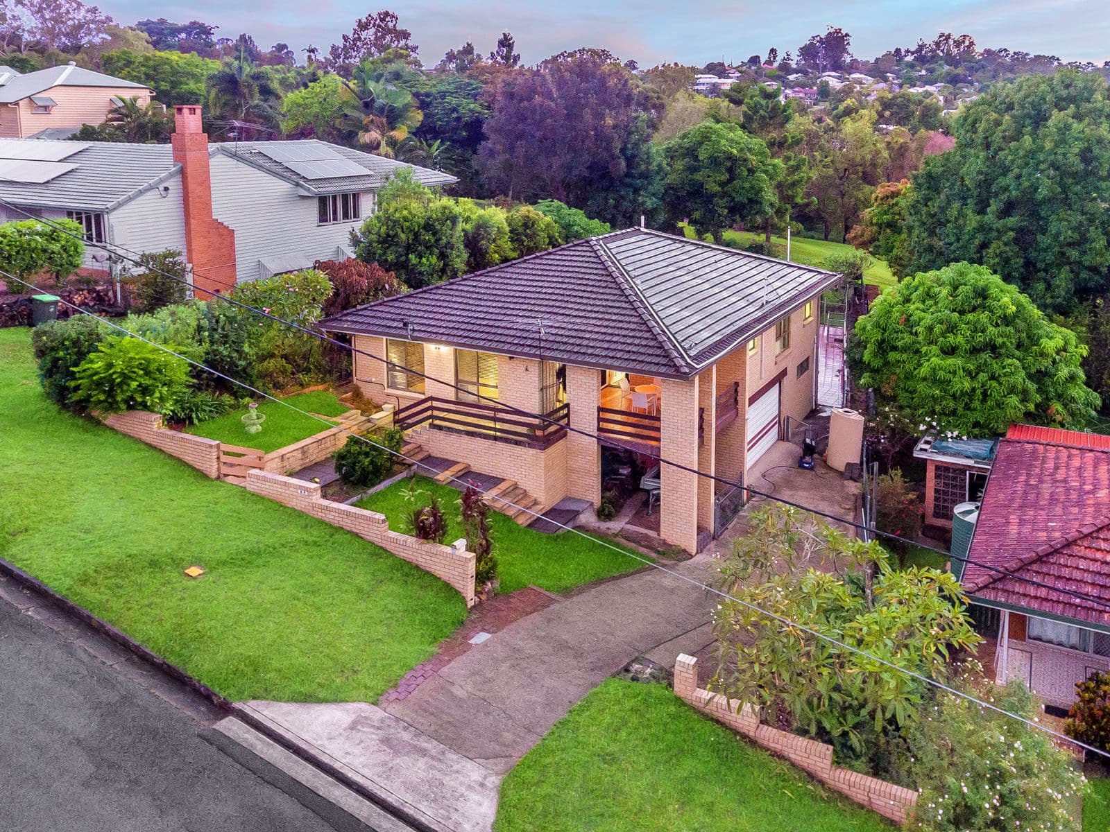 34 Dunella Street, Sherwood QLD 4075, Sherwood - Thumbnail 2