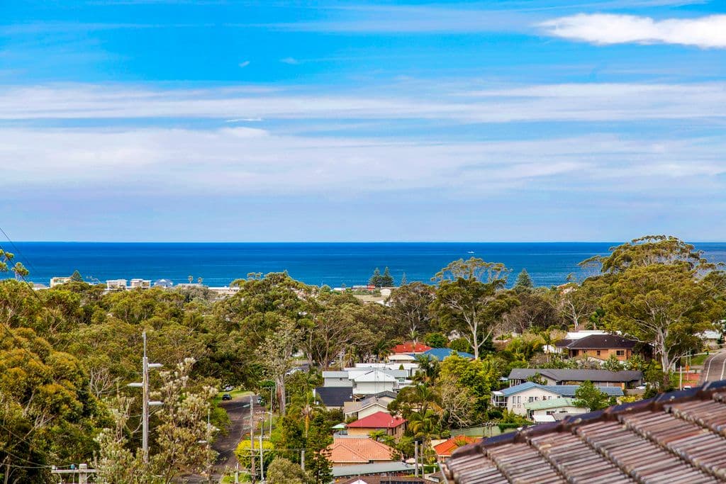 68 Beaufort Road, Terrigal - Thumbnail 2