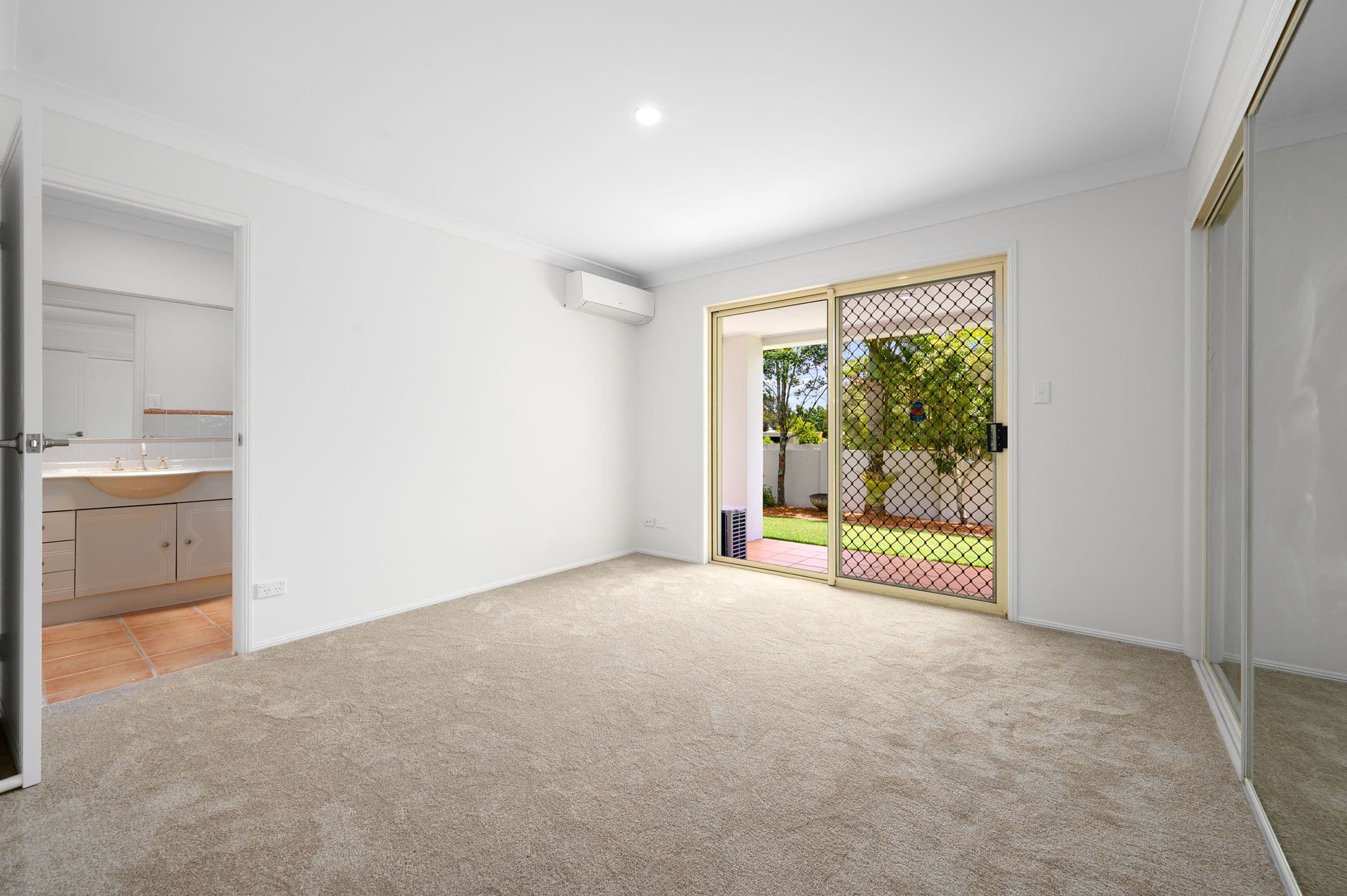 2 Phoenix Street, Pacific Pines QLD 4211, Pacific Pines - Thumbnail 7