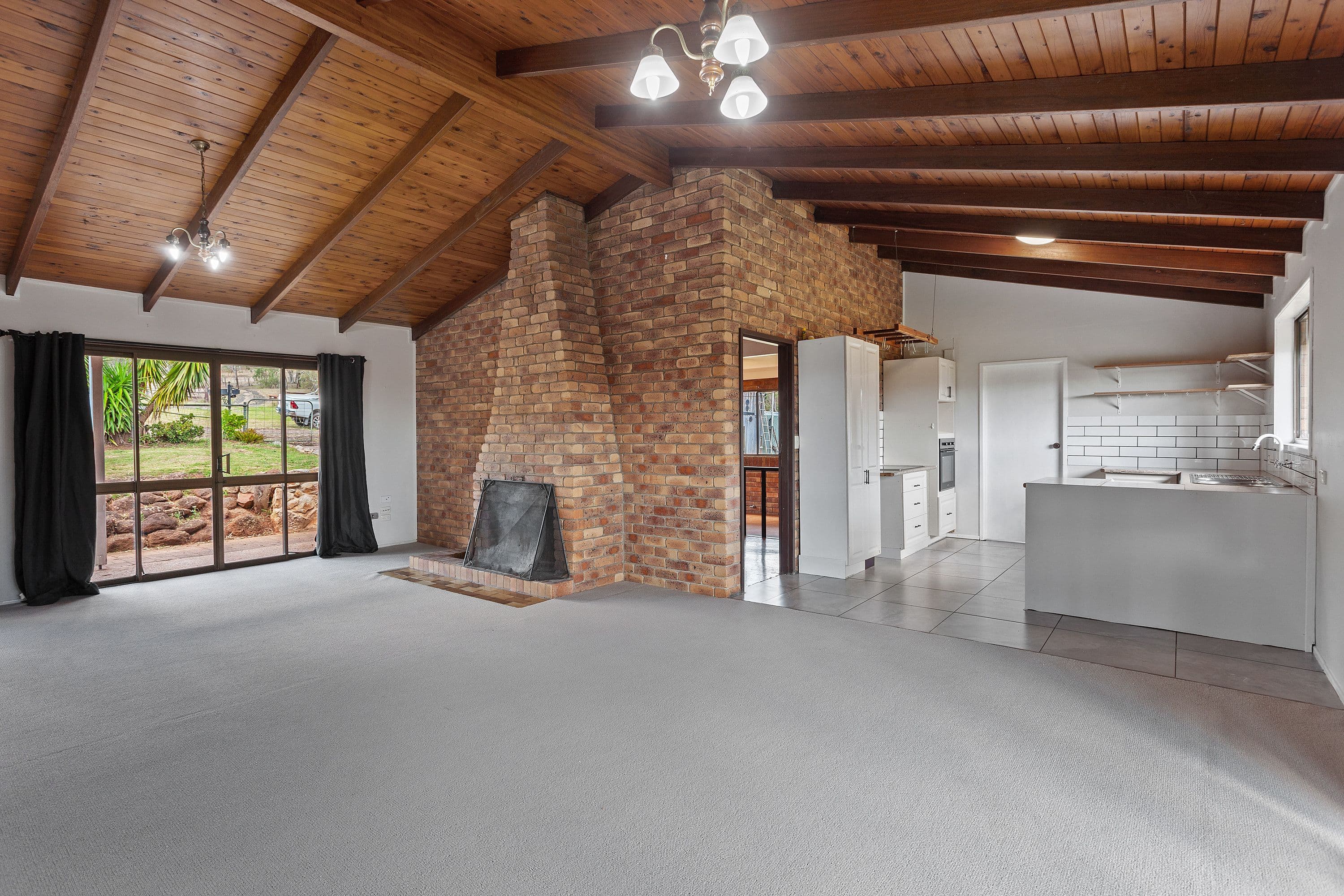 15 TUCKER Street, Turvey Park, Turvey Park - Thumbnail 4