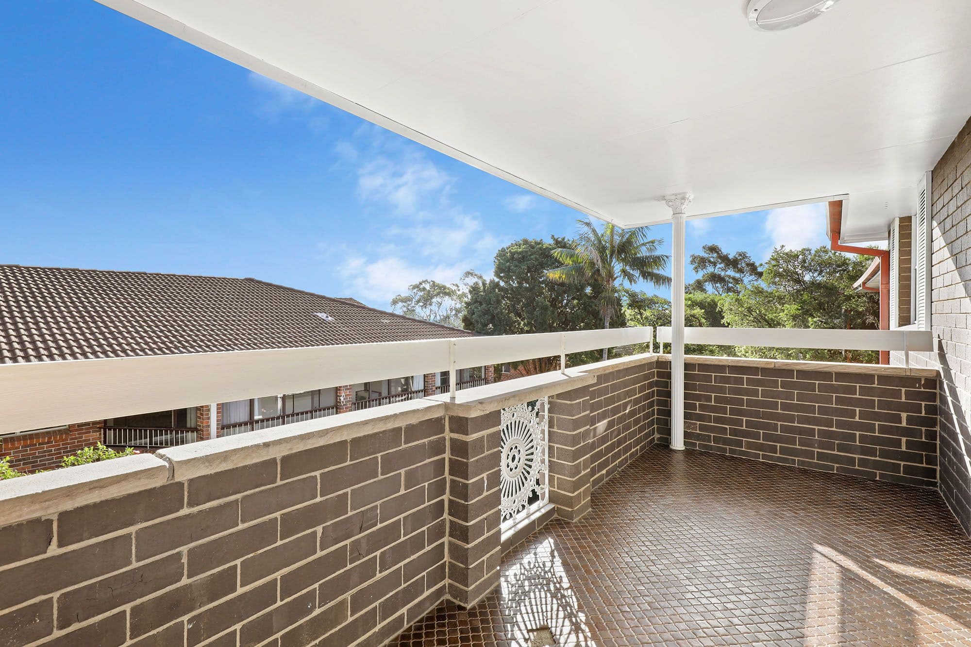 22 Whitton Road, Chatswood NSW 2067, Chatswood - Thumbnail 2