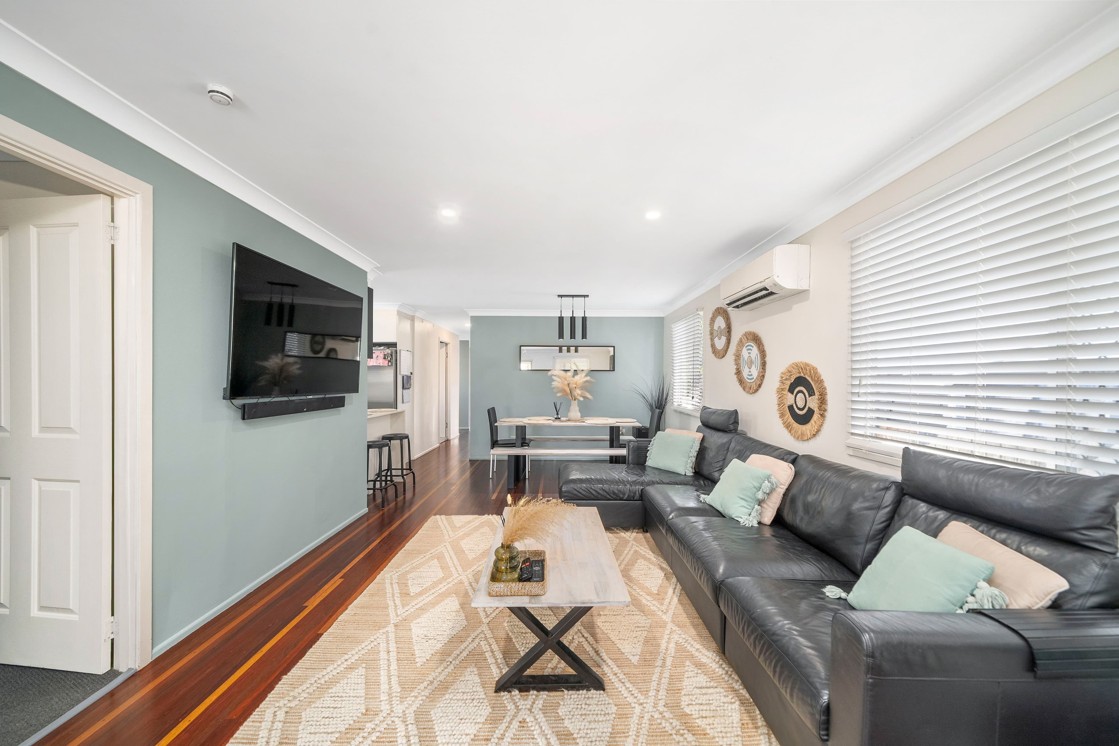 10 Yates Street, Redcliffe QLD 4020, Redcliffe - Thumbnail 2