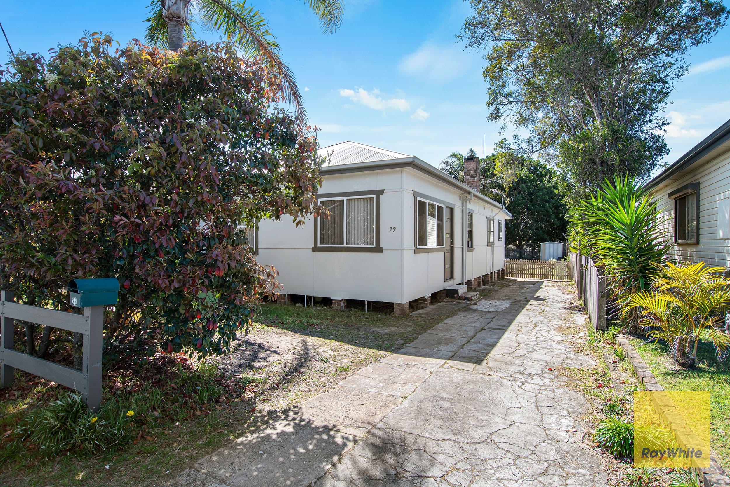 39 Wellington Street, Umina Beach NSW 2257, Umina Beach - Thumbnail 2