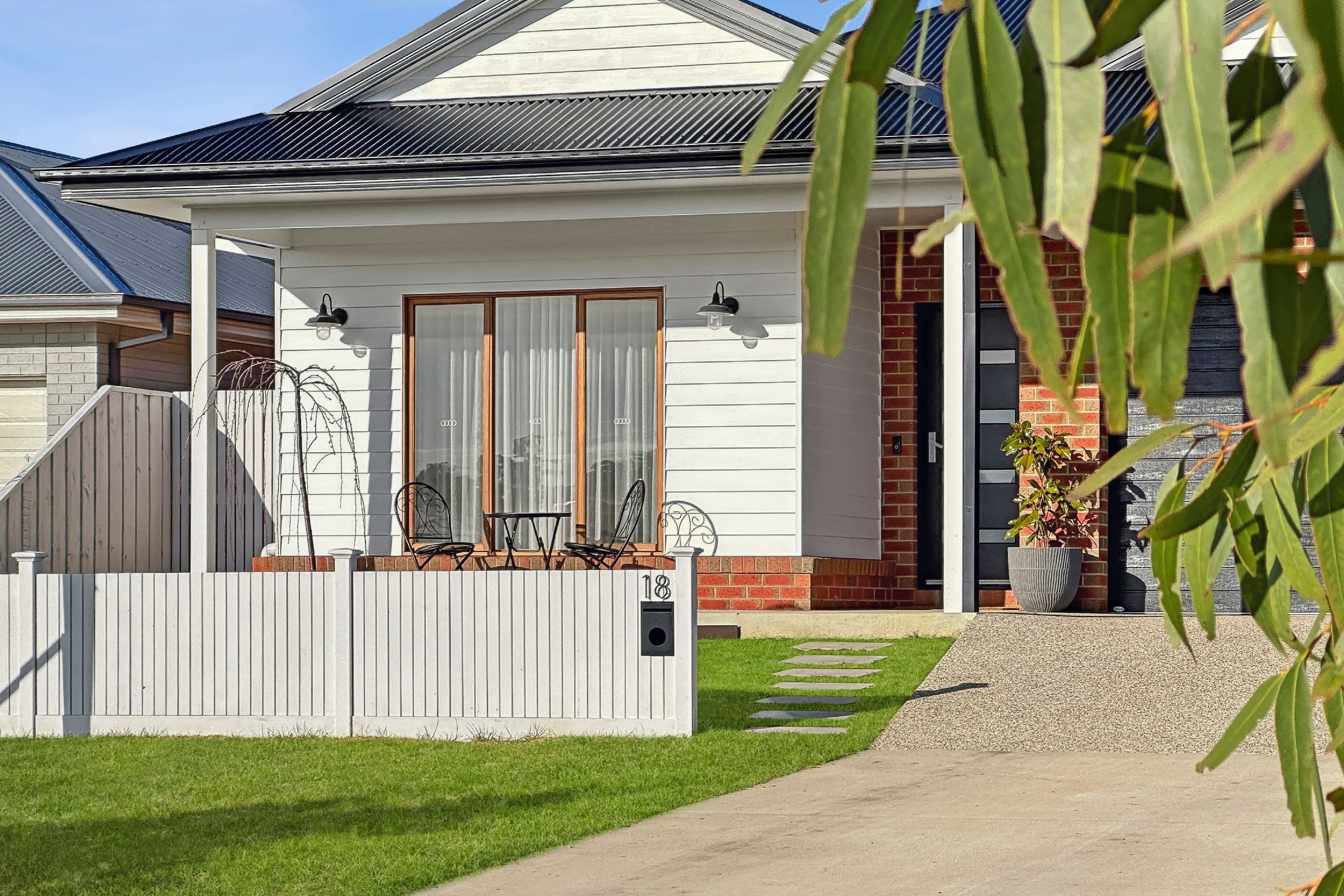 18 Collins Parade, Kyneton VIC 3444, Kyneton - Image 1