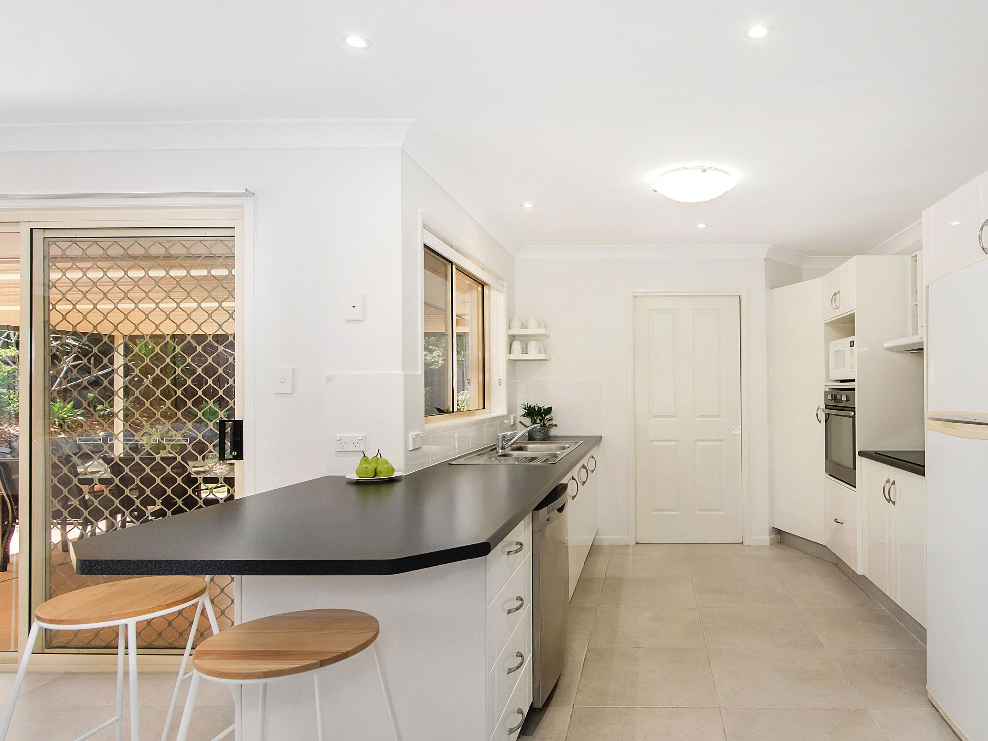 9 Swanton Drive, Mudgeeraba QLD 4213, Mudgeeraba - Thumbnail 3